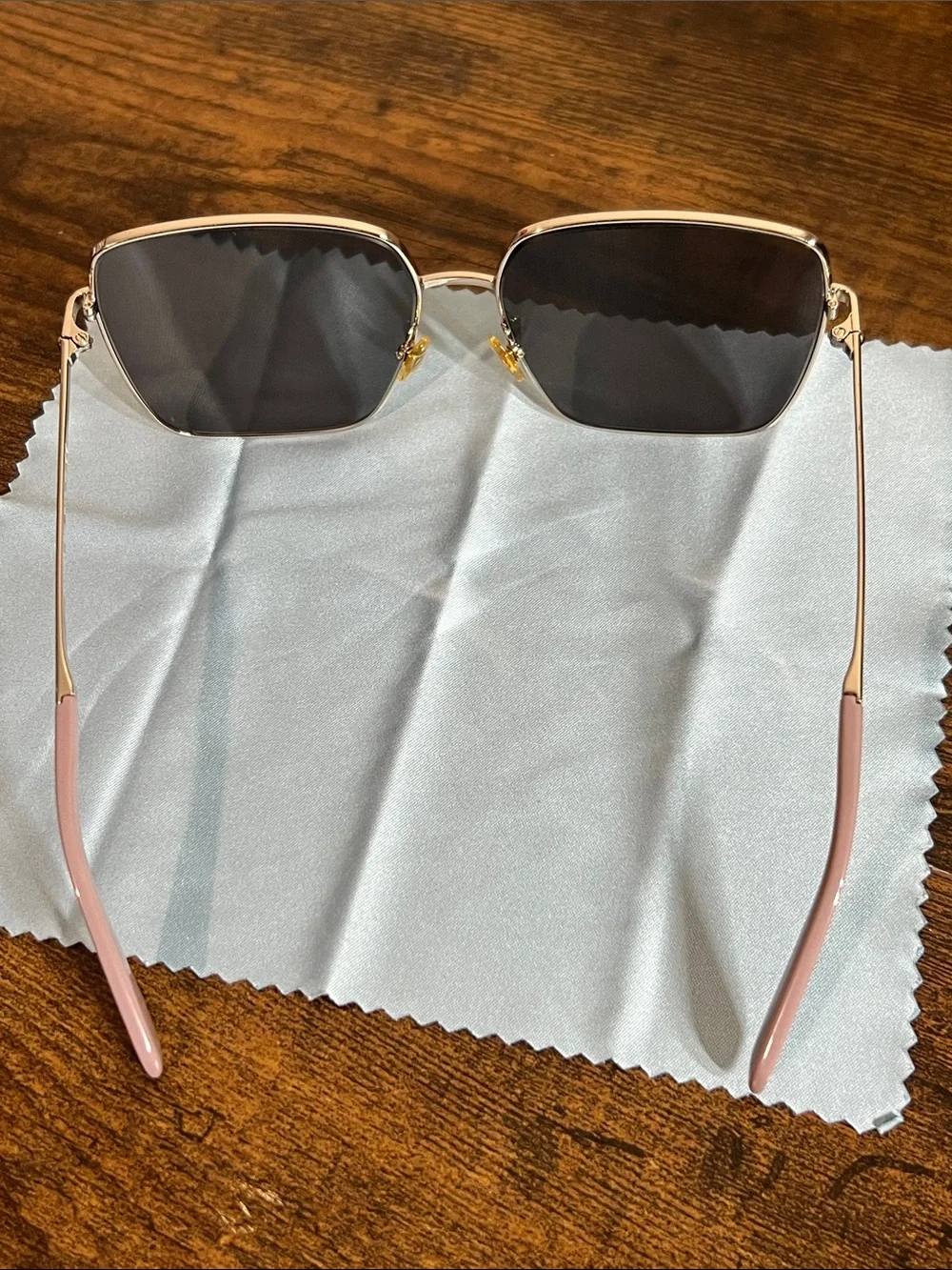 Women’s Kate spade Slim Metal Frame Sunglasses in Pink with case